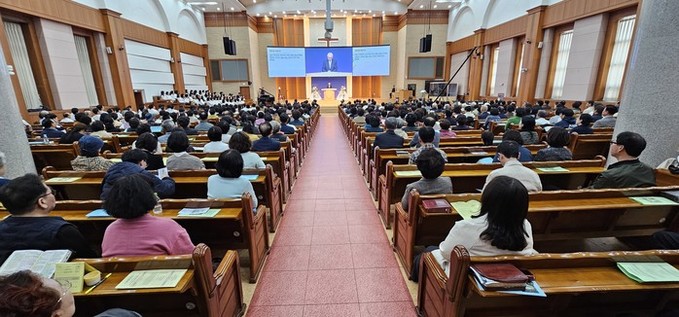 극동방송 이사장 김장환 목사 “부활은...